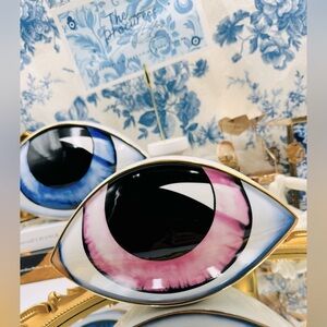 🆕 THE PROCURESS COLLECTION 🧿 All-Seeing Eye Paperweight - Decor - Pink & Gold